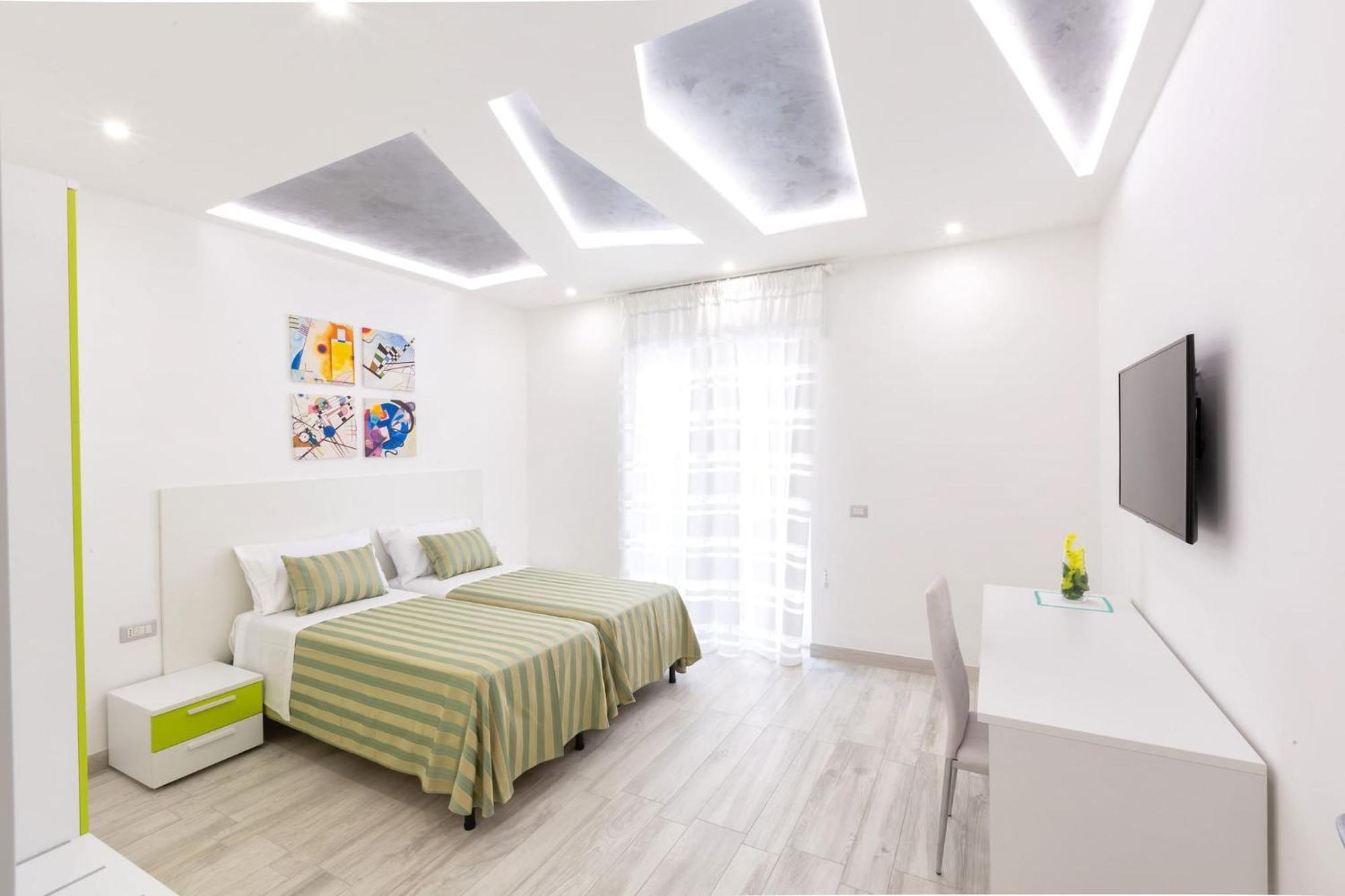 Sorrentovibes - New & Stylish Two Bedroom Apartment With Balconies Luaran gambar