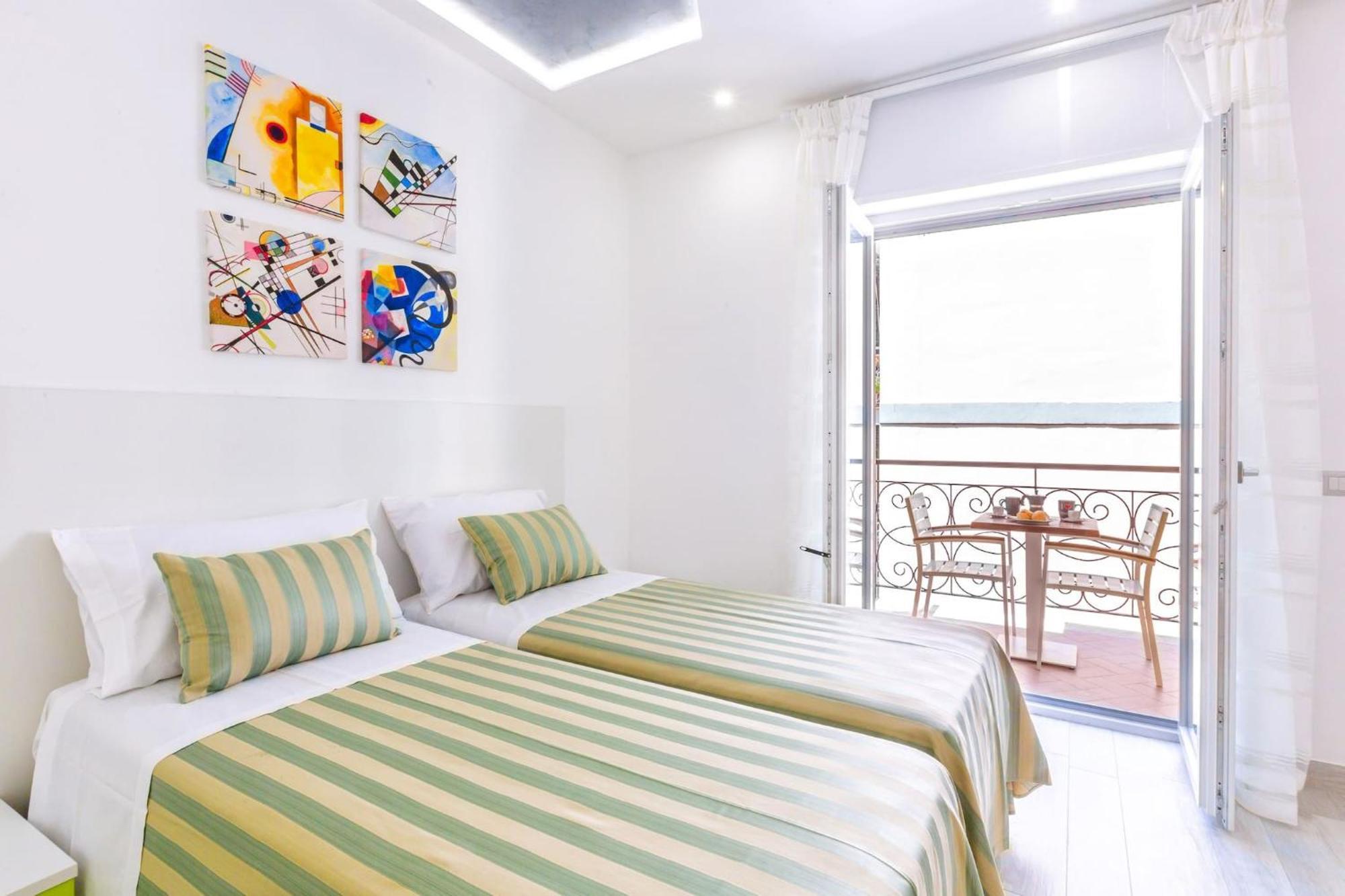 Sorrentovibes - New & Stylish Two Bedroom Apartment With Balconies Luaran gambar