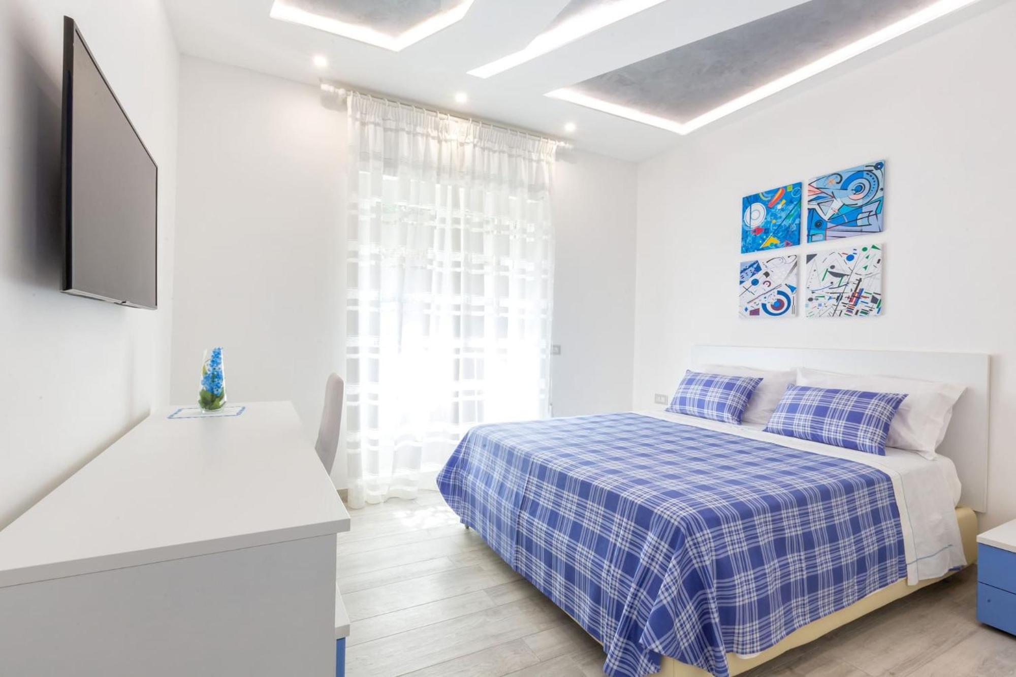 Sorrentovibes - New & Stylish Two Bedroom Apartment With Balconies Luaran gambar