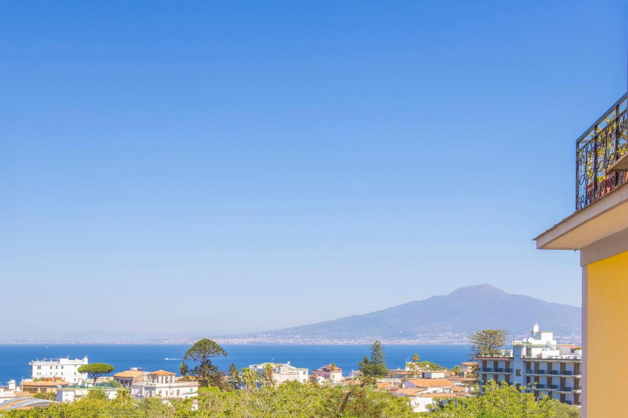 Sorrentovibes - New & Stylish Two Bedroom Apartment With Balconies Luaran gambar