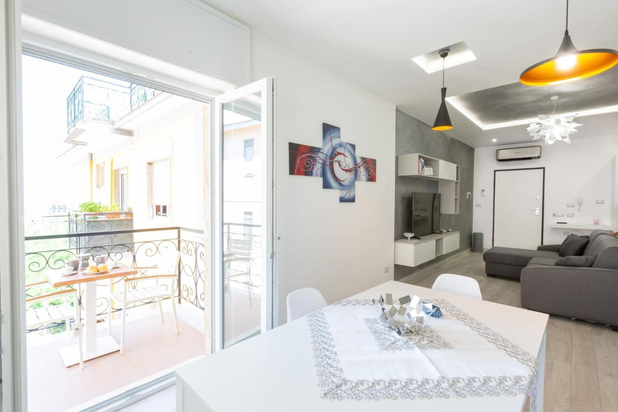 Sorrentovibes - New & Stylish Two Bedroom Apartment With Balconies Luaran gambar